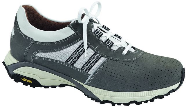 Orthopädie Schuhtechnik Wand - Maßschuhe und Therapieschuhe sportlicher Schnürschuh